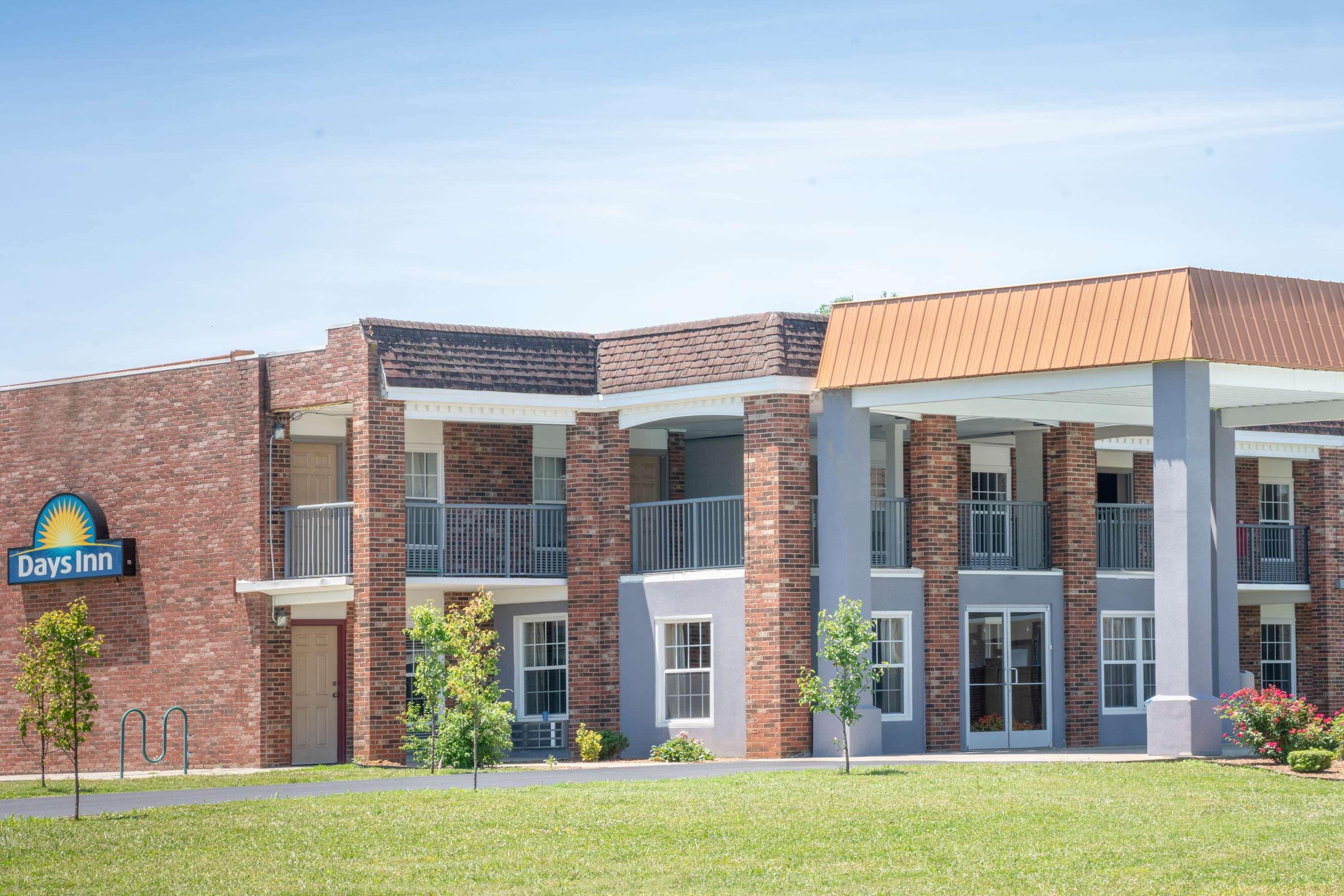 Days Inn By Wyndham Cave City Exteriér fotografie