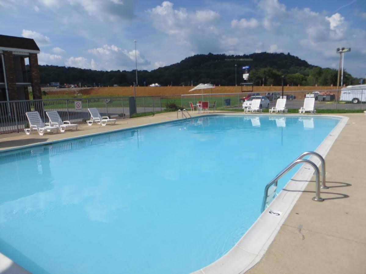 Days Inn By Wyndham Cave City Exteriér fotografie